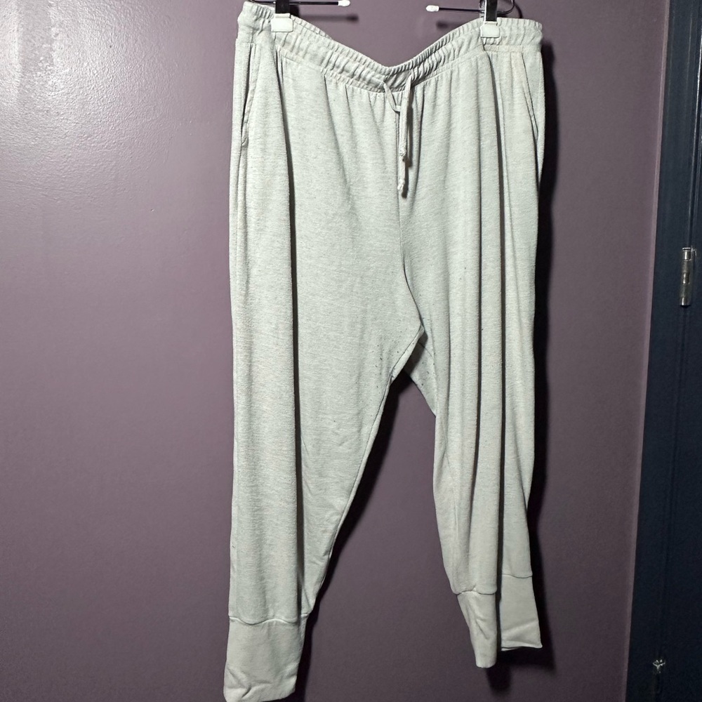 Women’s  Cream Jogger Style Pajama Pants